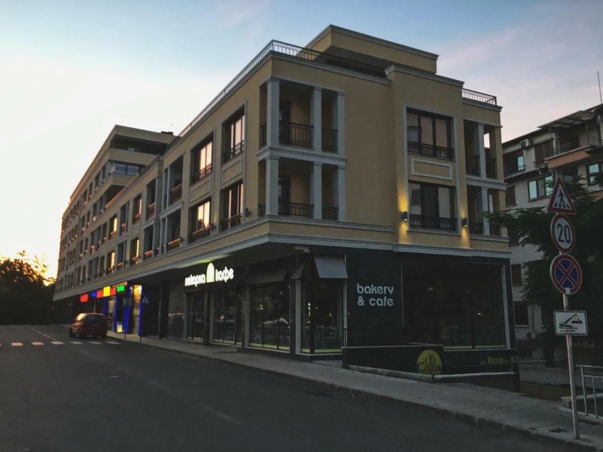 Azzurro Apartment - Ideal For Your Seaside Escape In Burgas Luaran gambar