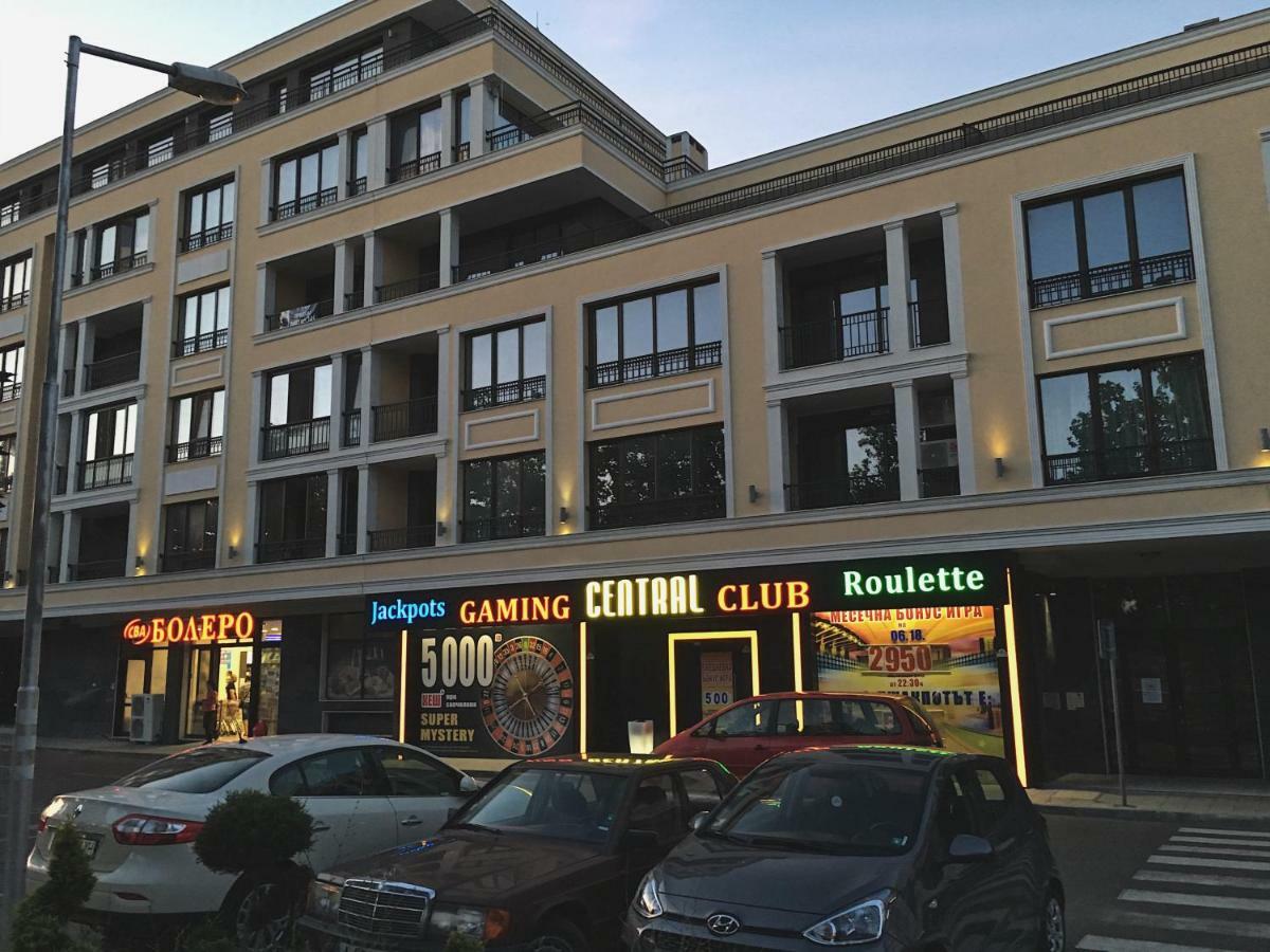 Azzurro Apartment - Ideal For Your Seaside Escape In Burgas Luaran gambar